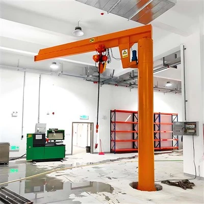 Cần cẩu 2 tấn
